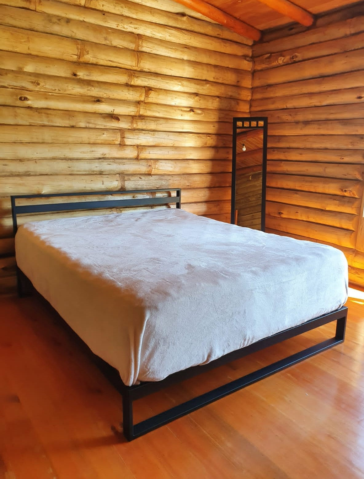 Cama en un módulo 150x190 - 150x200 con respaldo