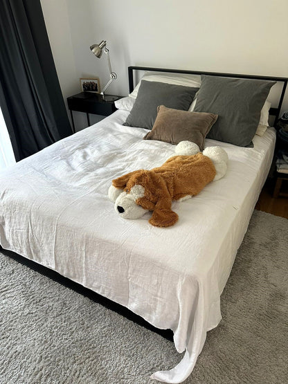 Cama en un módulo 130x190 con respaldo